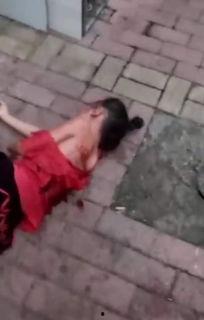 红衣小女孩视频,探寻视频背后的惊悚之谜